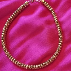 MONET * VINTAGE GOLDTONE NECKLACE